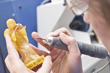Калининградцам разрешат беспрепятственно вывозить янтарь за пределы области. Ювелирные Известия - J-izvestia.ru