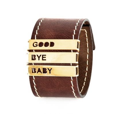 Рецепт необычного браслета - конструктора из Санкт – Петербурга - смешать цифры, буквы и добавить специй личных эмоций по вкусу. Ювелирные Известия - J-izvestia.ru