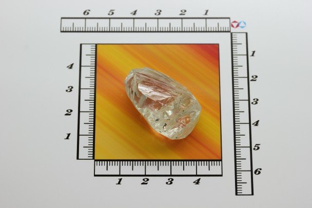 АЛРОСА добыла алмаз весом более 120 карат. Ювелирные Известия - J-izvestia.ru