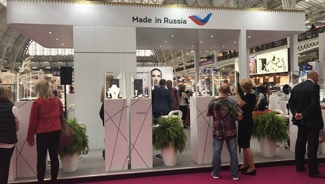 Российские ювелиры впервые с 1851 года открыли стенд на выставке в Лондоне. Ювелирные Известия - J-izvestia.ru
